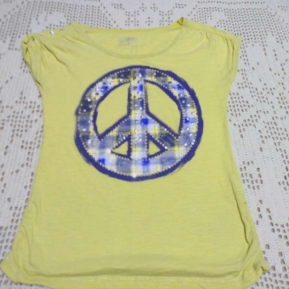 Justice Lightweight PEACE T-shirt size 12      16-030